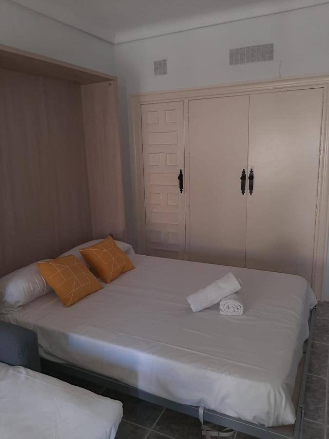 Appartamento Carihuela Park Palace Apartament Sun&Beach Torremolinos Esterno foto